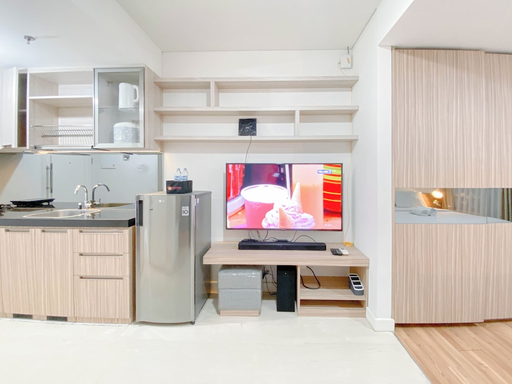 Spacious Studio At Landmark Residence Bandung Apartment