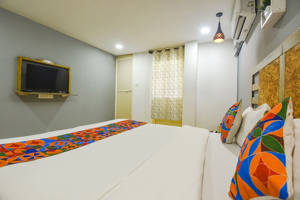 Fabhotel Edem Garden