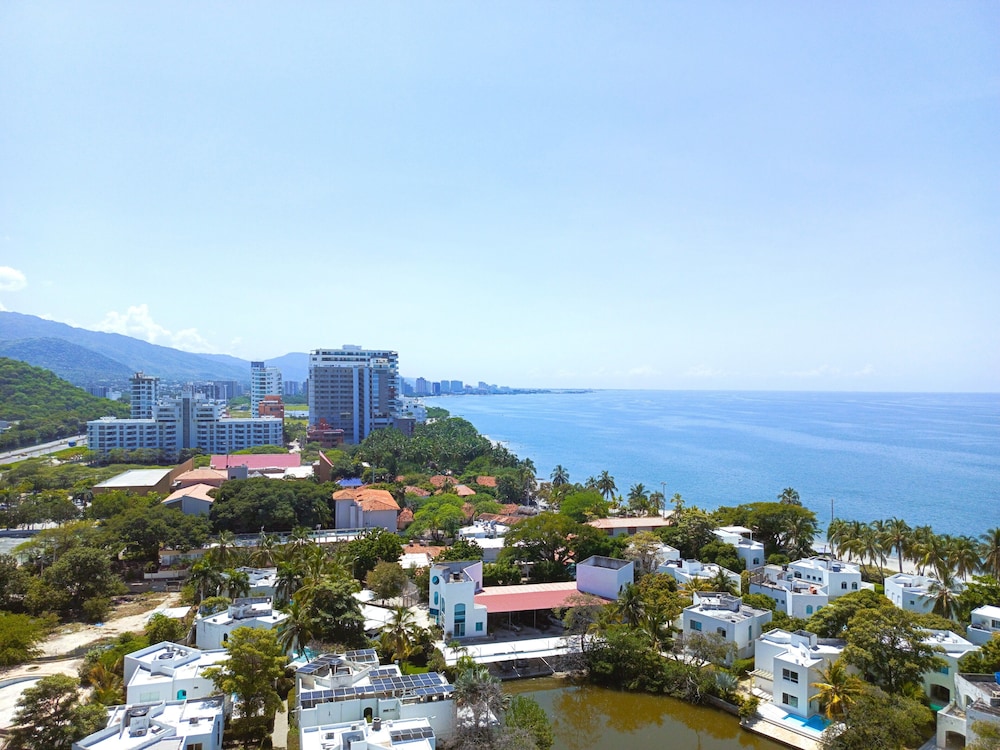 Apartasuites Sierra Beach - Vista al Mar
