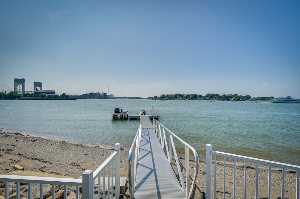 Weymouth Waterfront Getaway w/ Swim Spa & Hot Tub