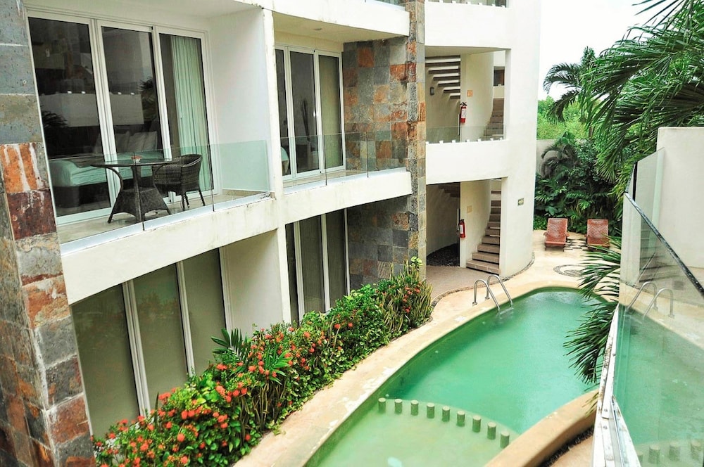 Mamitas Village 202-B by Vimex