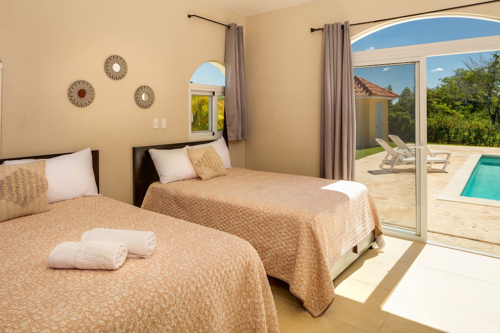 Ocean Village Villa 04 view 3