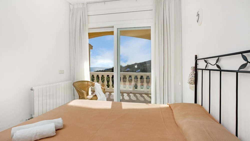 Vila Cora in Lloret de Mar