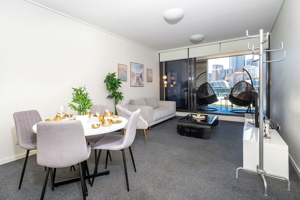 Private 2 Levels Darling Harbour ICC