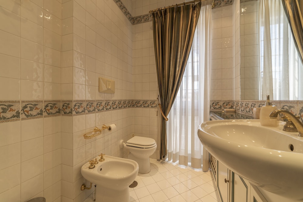 San Pietro Exclusive Panoramic Flat