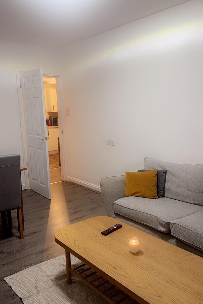 Birmingham Aprt- 2bdr- Sleeps4-close to City