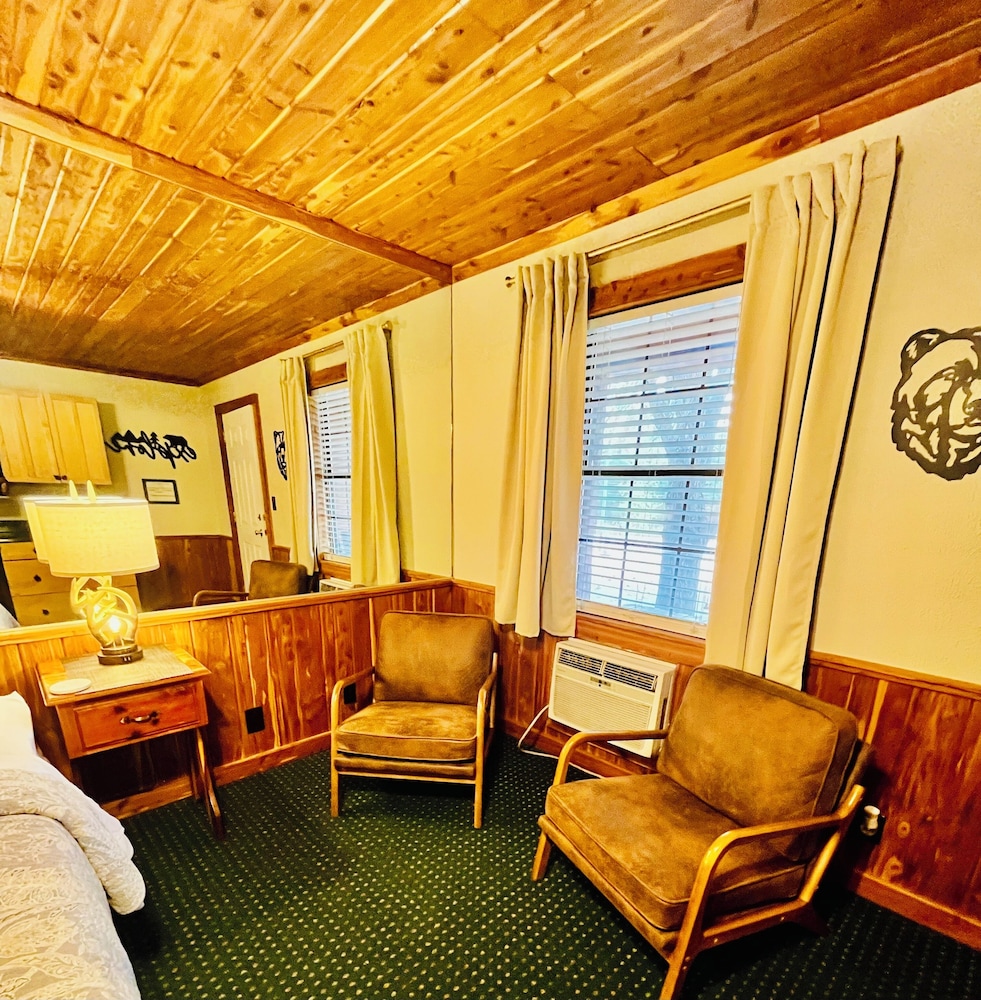 Bear Inn Retreat