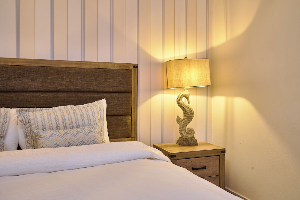 Beachfront Condos Las Olas Sleeps 6