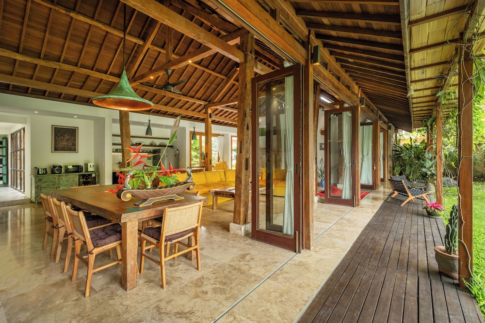 Private Pool Villa in ubud with Jungle View