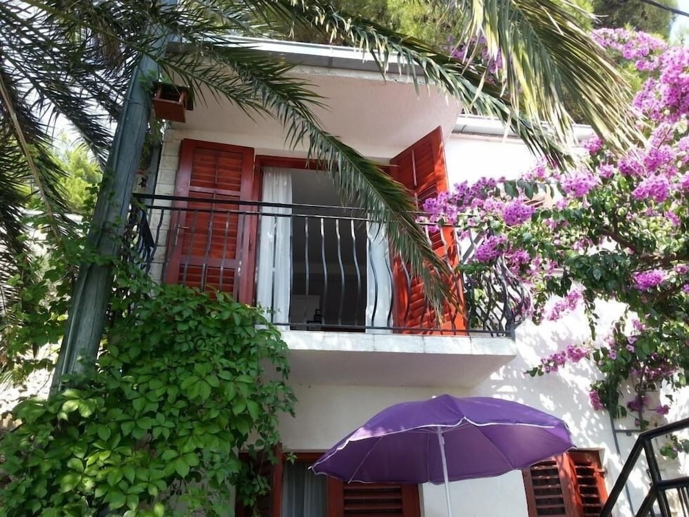 Nasta - 10 m From Beach - SA3 view 4