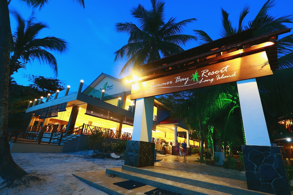 Hotel Summer Bay Resort, Lang Tengah Island - Image 1
