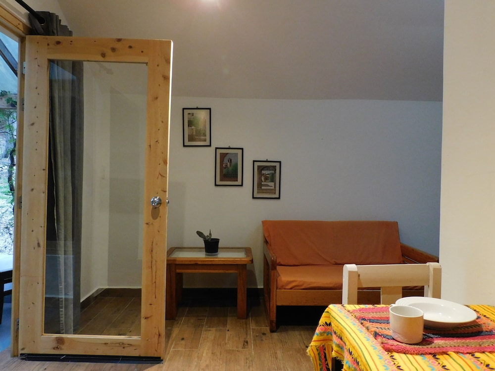 Photo 24