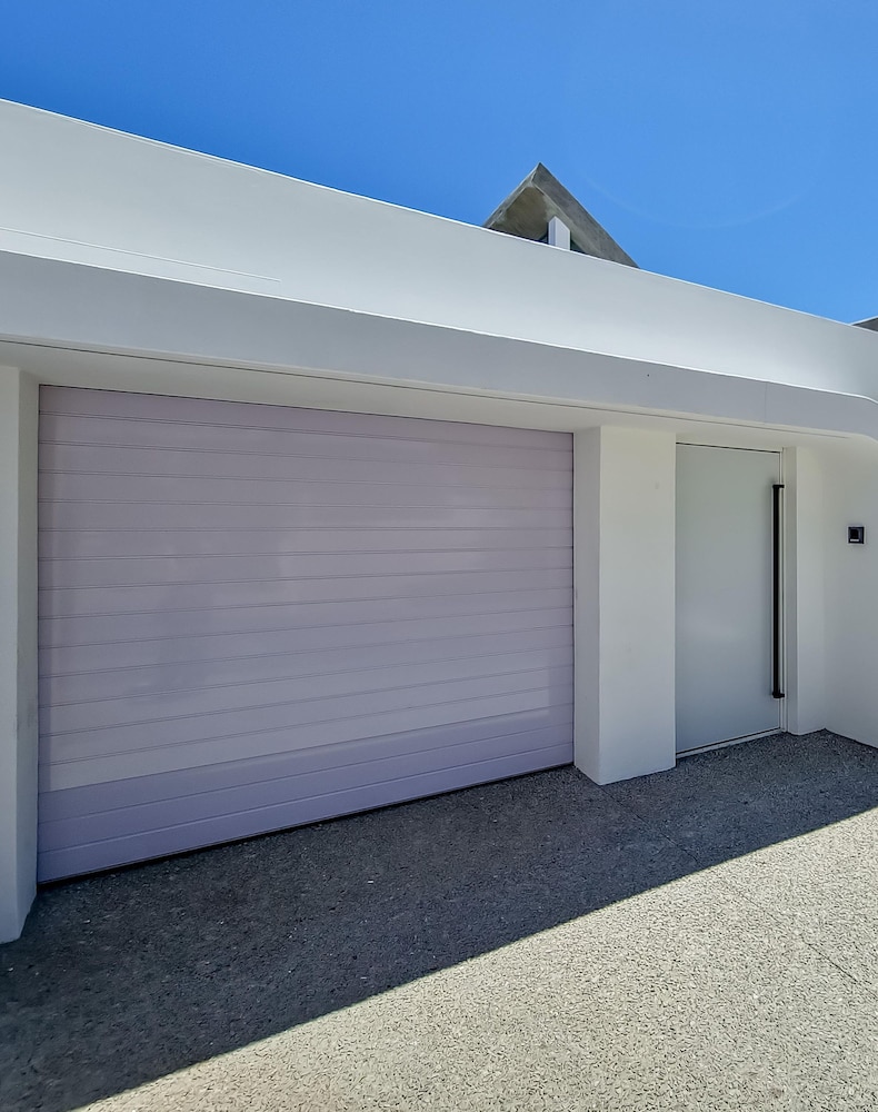 Ocean Villa - Ultra Luxury Villa in Bantry Bay