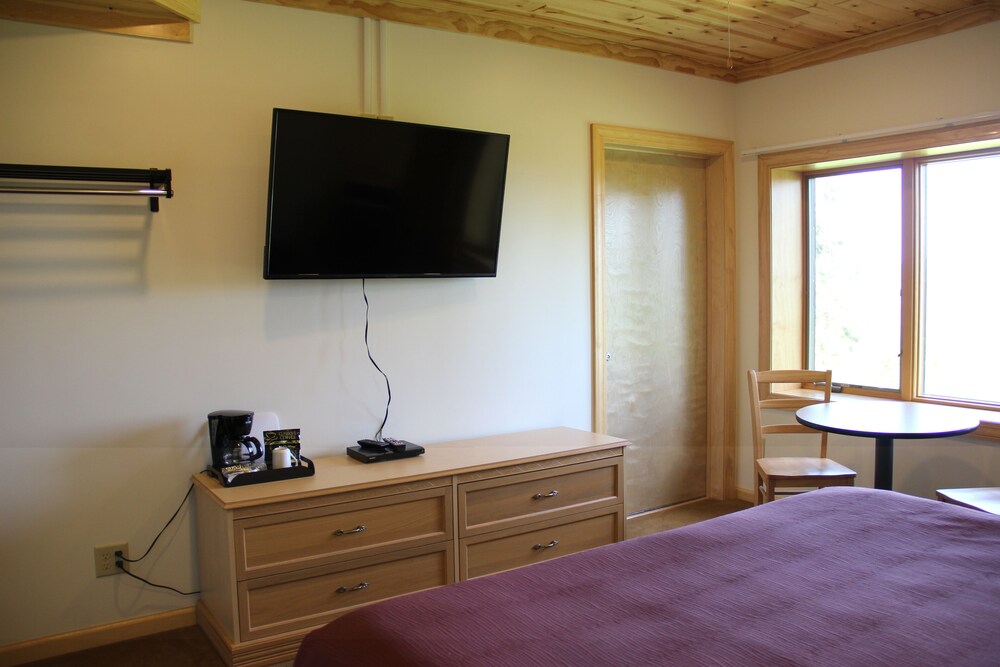 Superior Ridge Resort Motel