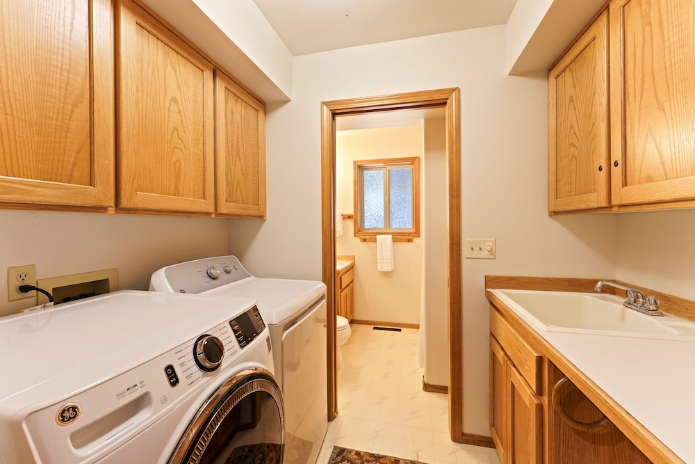 6 Approach 4 Bedroom Home