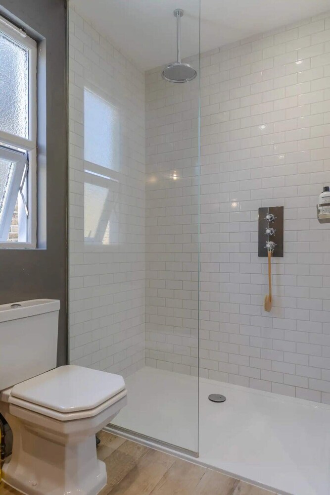 Stunning 3BD Home - Clapham, Near Northcote Rd