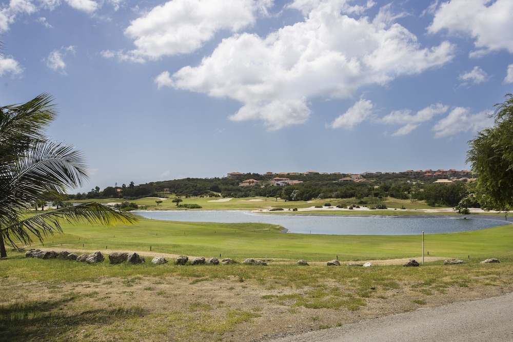 Blue Bay Bungalows