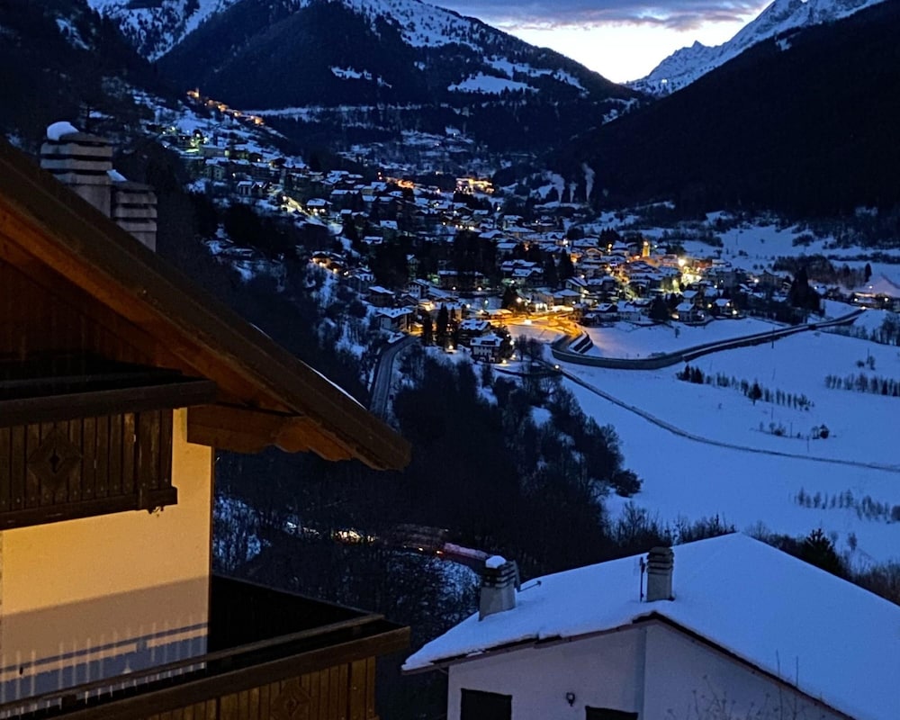 Sunshine in Vione With 2 Bedrooms and 1 Bathrooms view 3