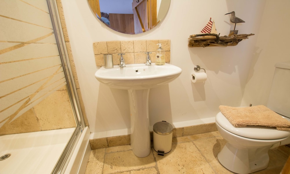 Stables Georgeham 2 Bedrooms Sleeps 6 Dogs Welcome
