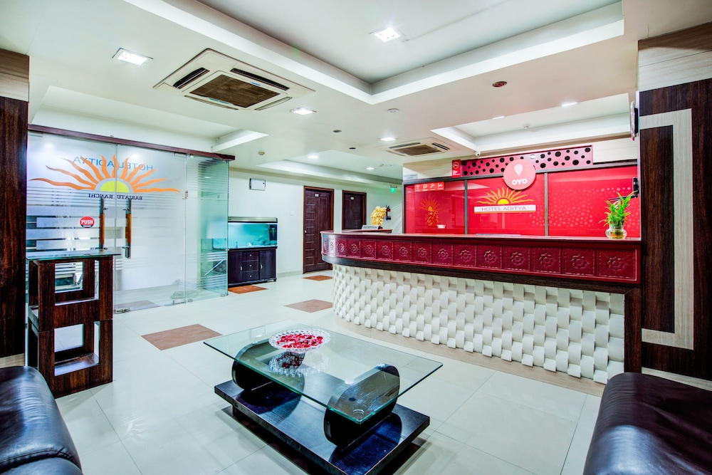 Lobby & Reception