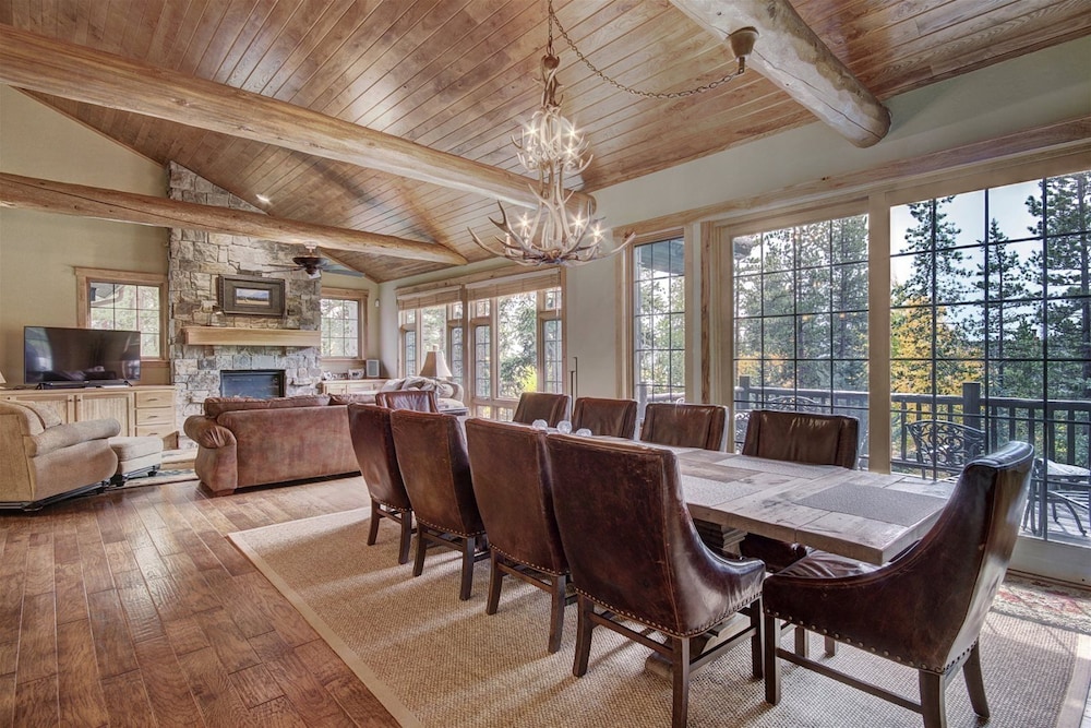 Christie Heights Retreat