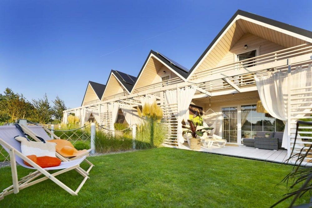 Beachside House in Kopan With Heated Pool