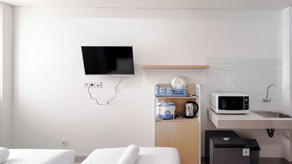 Comfortable Studio Room Apartment (No Kitchen) At Bandaraya Tallasa City Makassar