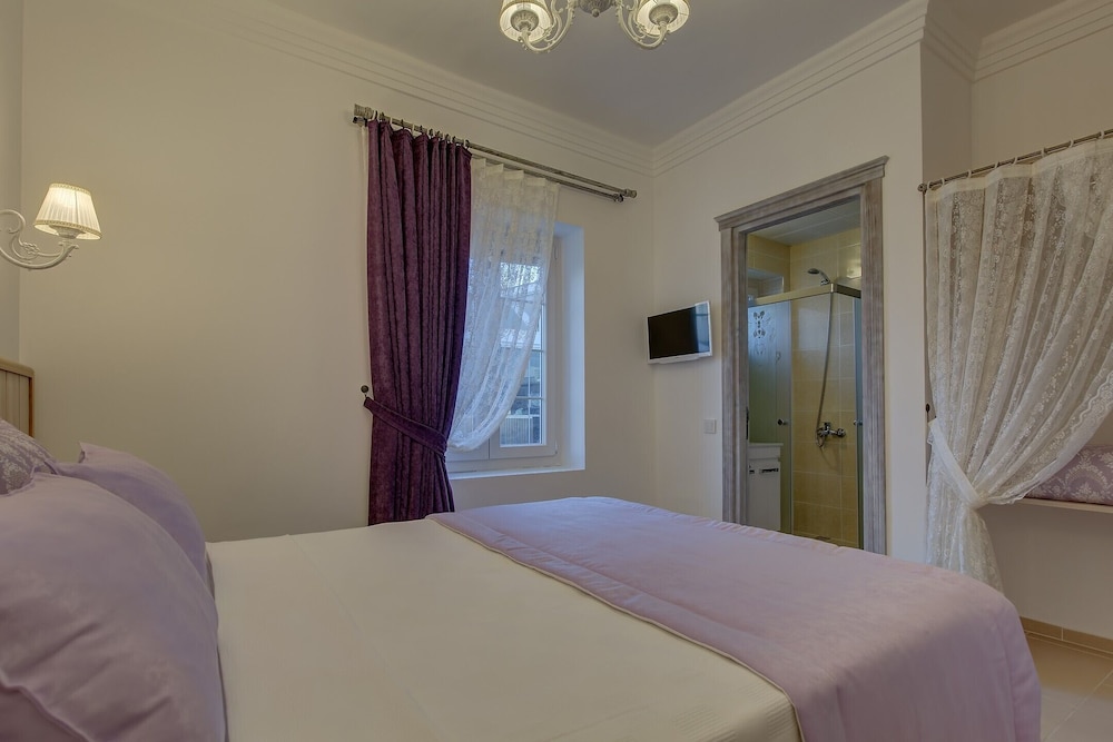 Bella pietra otel