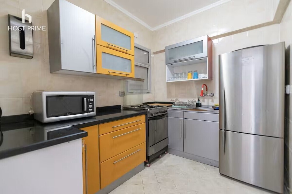 Comfy Apartment in Rehab City