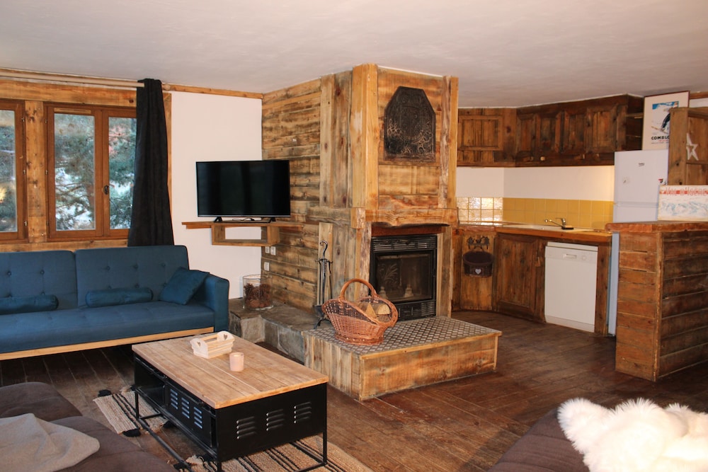 Chalet d'Alpina Lodge photo 4