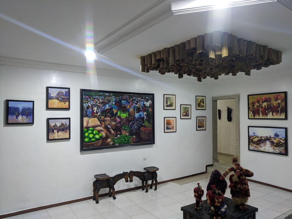 NatureMark Gallery and Guest House view 2
