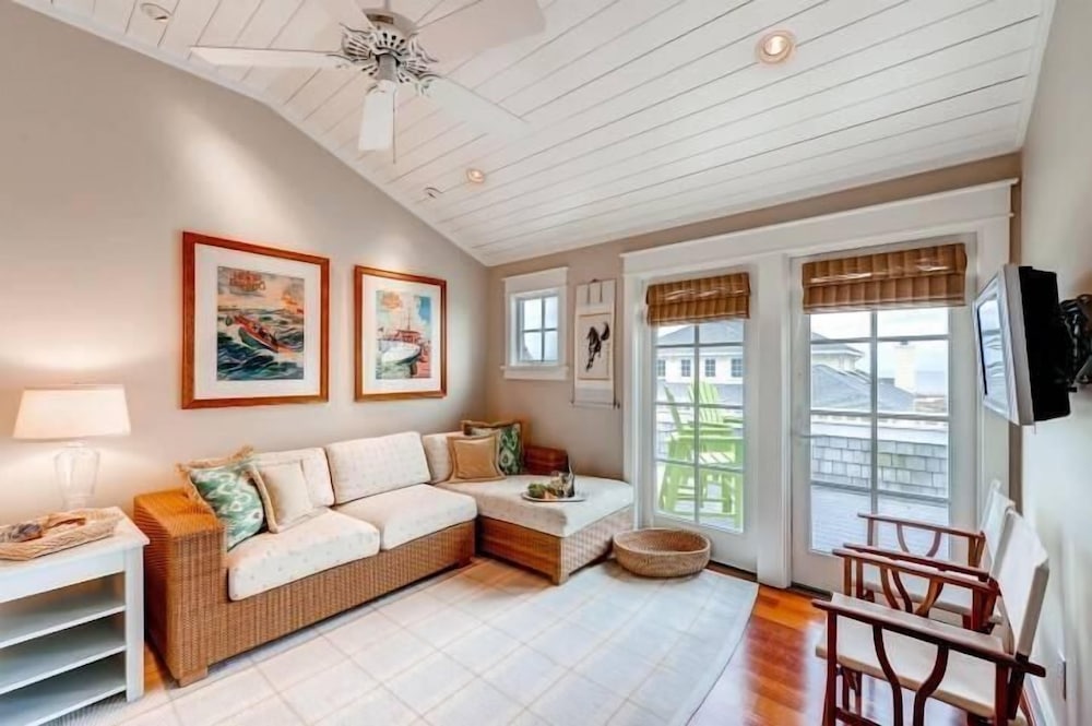 Island Belle 4 Bedroom Holiday Home By Bald Head Island