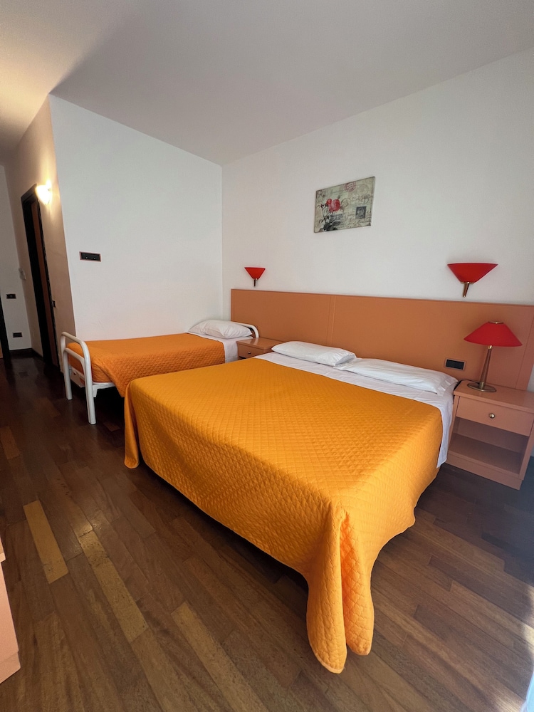 Hotel Verdeneve