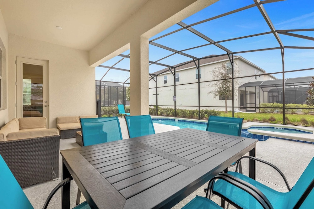 Upstay: Themed Family Home w Pool & Games Room