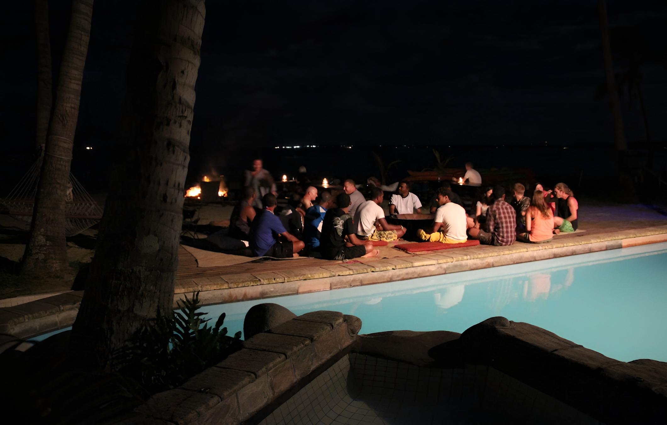 Travellers Beach Resort - Hostel