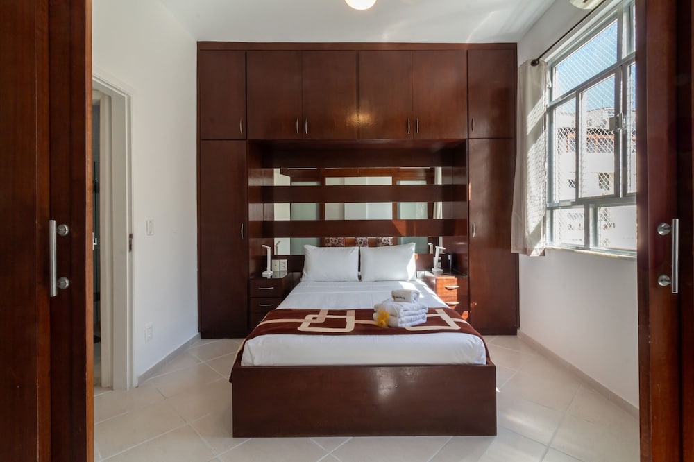5 Minutes From Copacabana Beach Nsc906