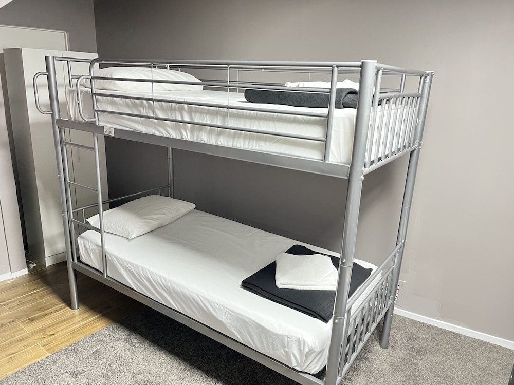 HIT Hostel - Image 2