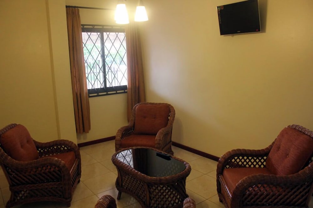 Arcton Apartments