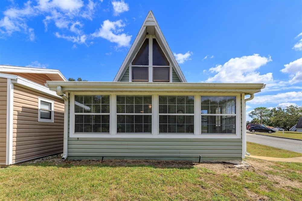 Hope House- Vacation Village 1 Bedroom with Loft 2 Home