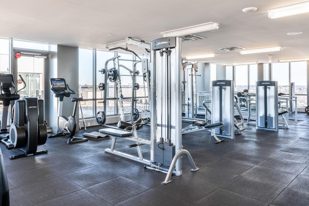 Kasa Cozy Studio Amenity Access Alexandria view 5