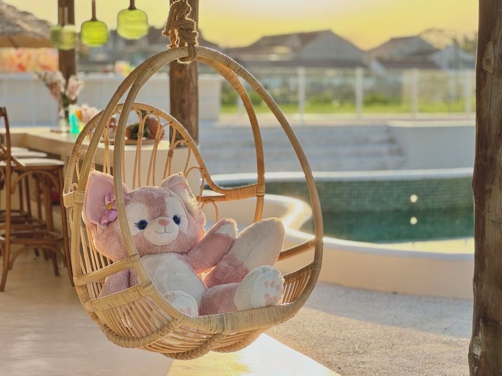 QIMeow Garden Hotel
