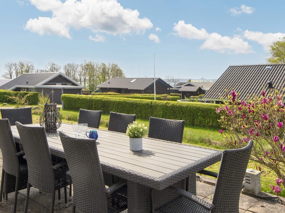 7 Person Holiday Home in Juelsminde view 4