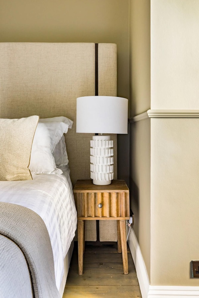 The Notting Hill Apartment by House of Kip - NH5