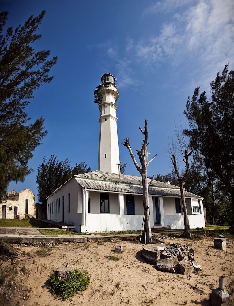Machangulo Beach Lodge