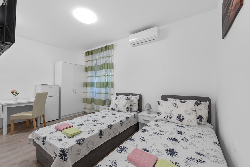 Pomerio apartments view 2