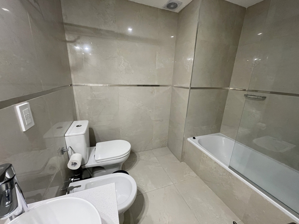 Ayres Suites Moreno
