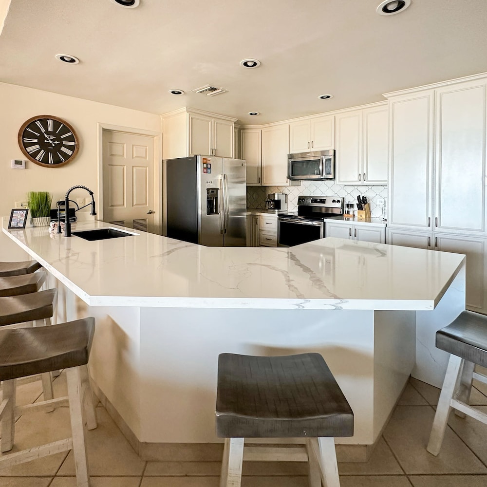 3BR Gem at Sandy Beach Area