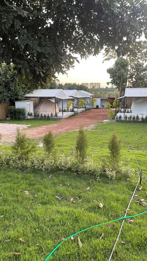 Camping Land