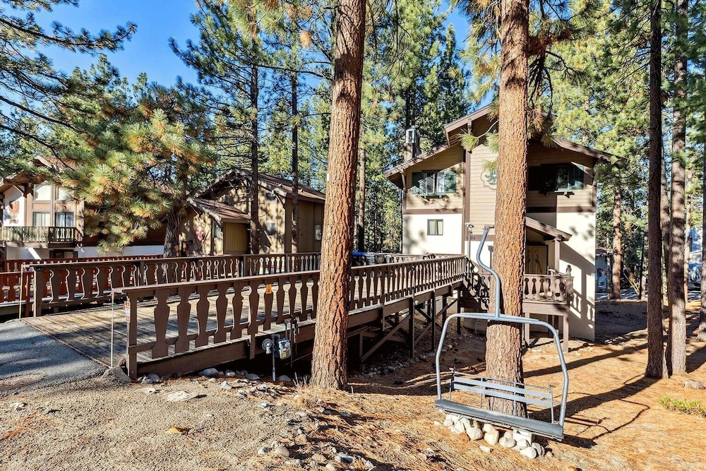 1192 Timber Lane 4 Bedroom Home