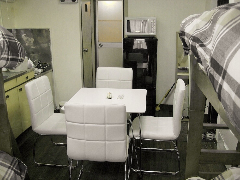 Otsuka Station Apartment Hotel